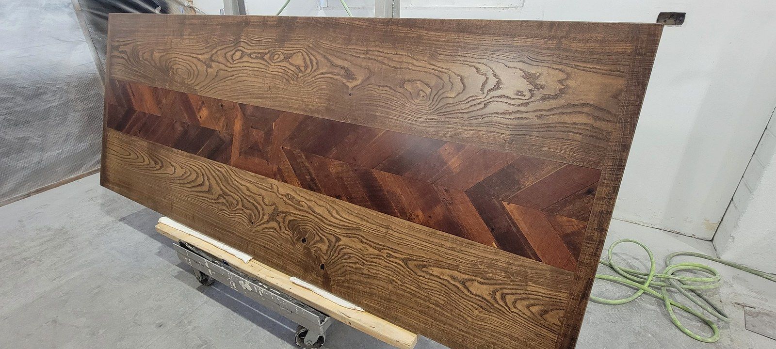 Herringbone inlay